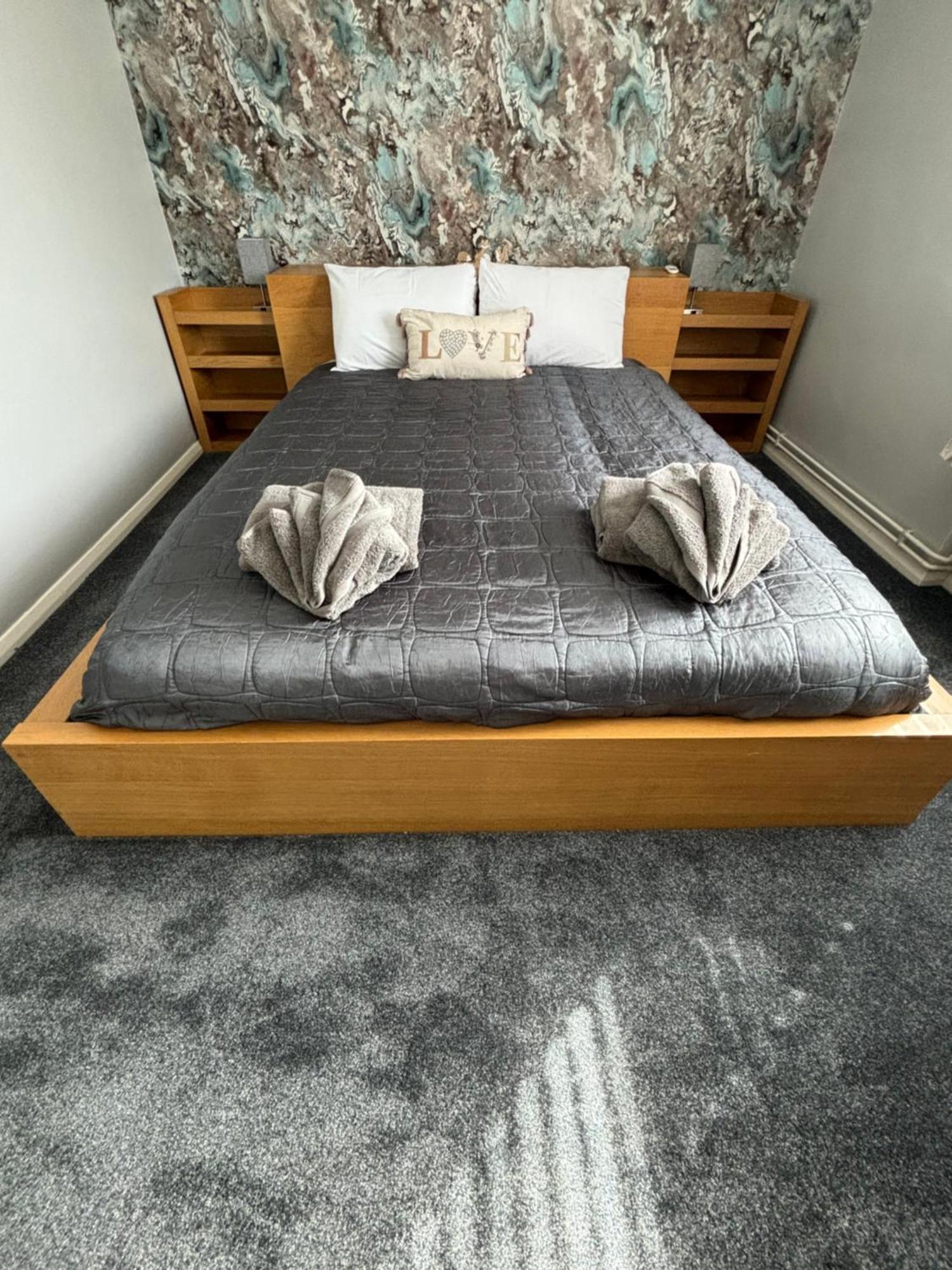 Modern Luxury Apartment Liverpool Buitenkant foto