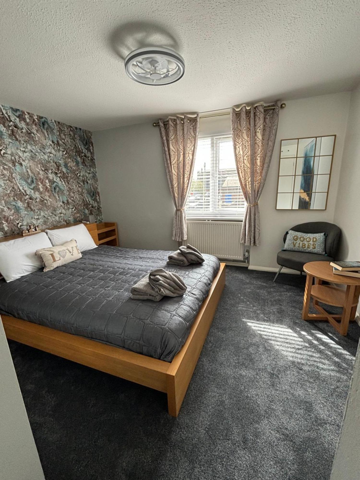 Modern Luxury Apartment Liverpool Buitenkant foto